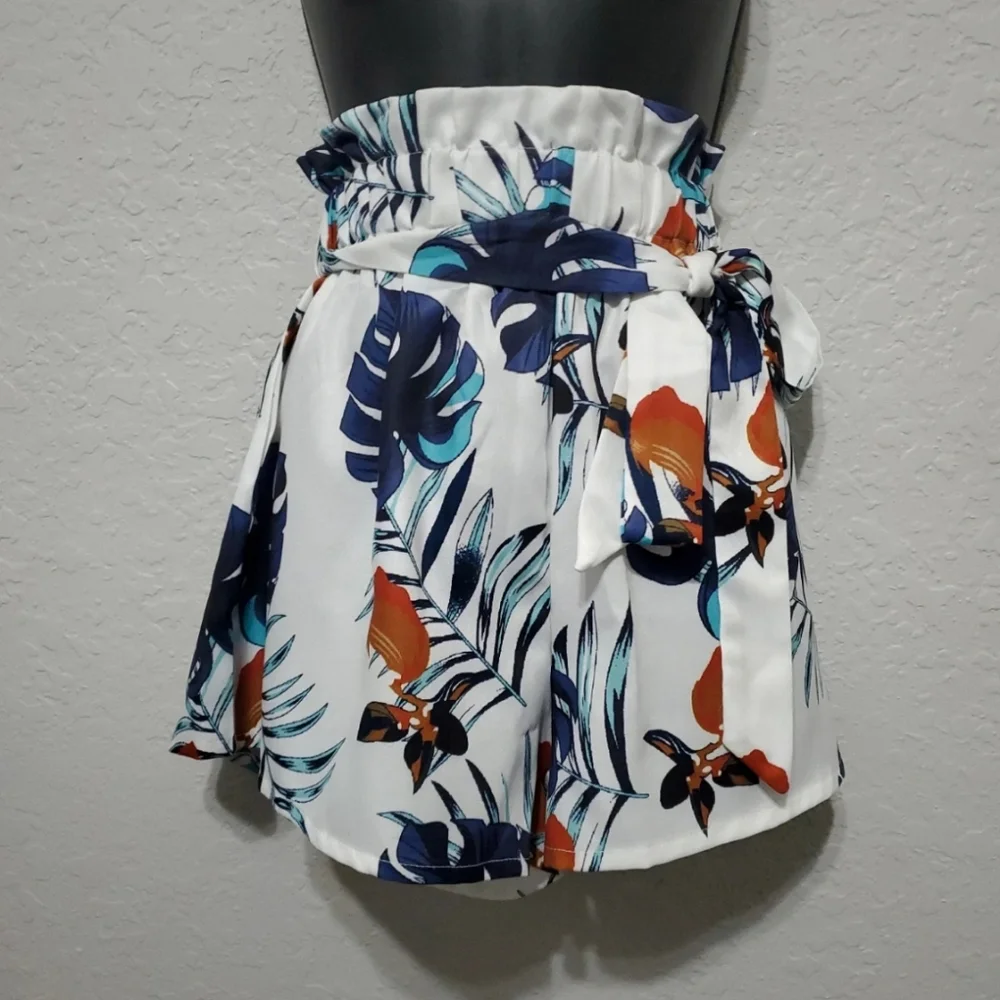 Shein Women's Paper Bag Waist Floral Belted Shorts Size Large